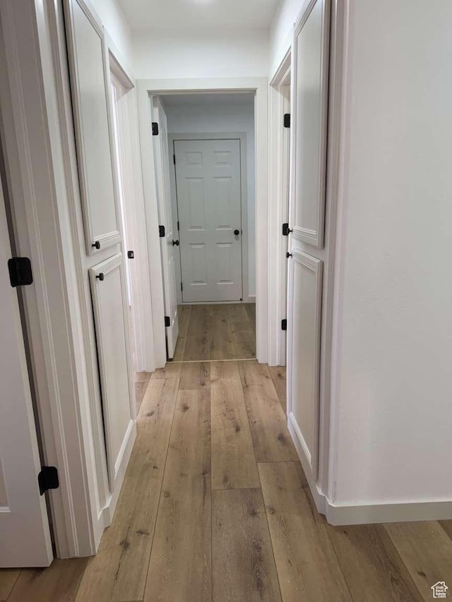 319 E 710 S, Ivins, UT 84738 - hallway with light wood finished floors