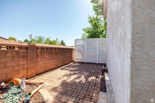 3430 Red Butte Dr, Santa Clara, UT 84765 - view of patio / terrace