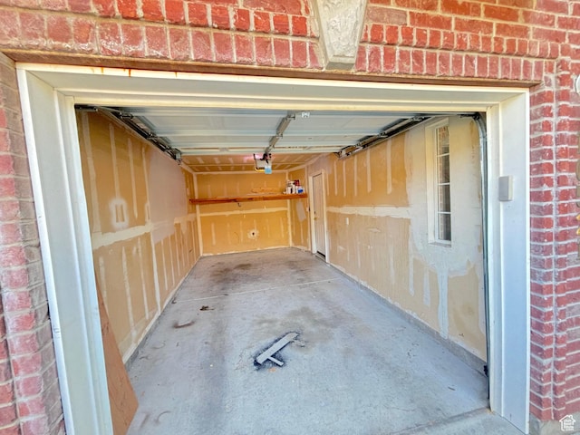 10521 S Sage Flats Way S, Jordan, UT 84009 - garage with a garage door opener
