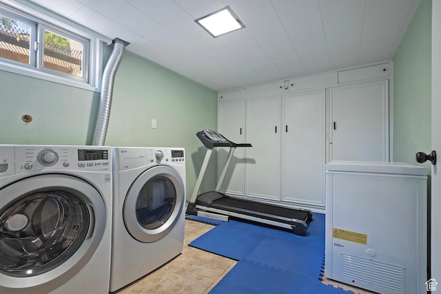 2090 E Crystal Ave S, Salt Lake City, UT 84109 - laundry area featuring separate washer and dryer and light tile patterned floors