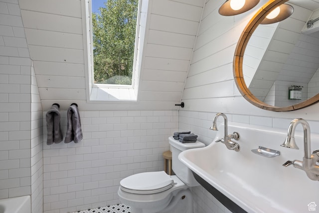 7630 Lake Creek Rd, Heber City, UT 84032 - full bathroom with a tub and tile walls