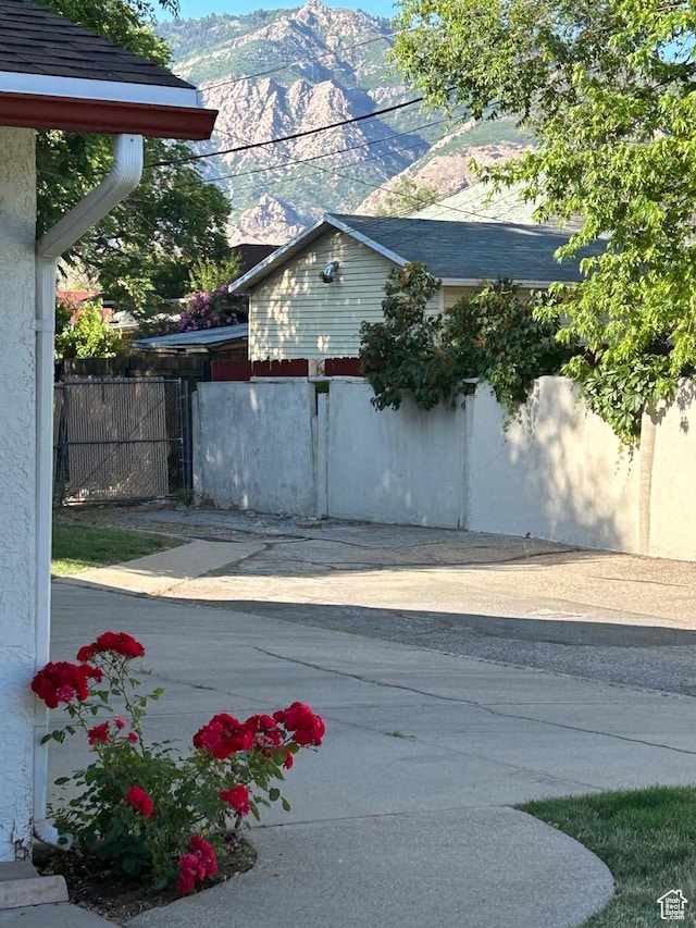 2839 S Vanburen Ave E Unit 8, Ogden, UT 84403 - view of property exterior featuring a mountain view