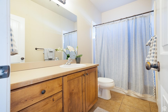 986 View Crest Ln, Kaysville, UT 84037 - full bath with vanity, tile patterned floors, and a shower with curtain