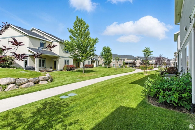 5423 W Black Hills Ln, Herriman, UT 84096 - view of grassy yard featuring a residential view