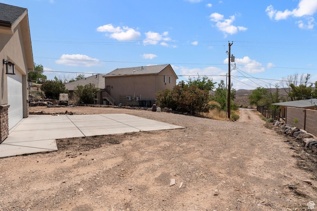 586 N 360 W, La Verkin, UT 84745 - view of yard featuring a patio