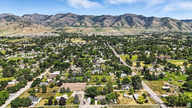 140 N 100 W, Hyde Park, UT 84318