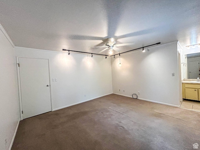 5472 S Tonalea Dr, Murray, UT 84107