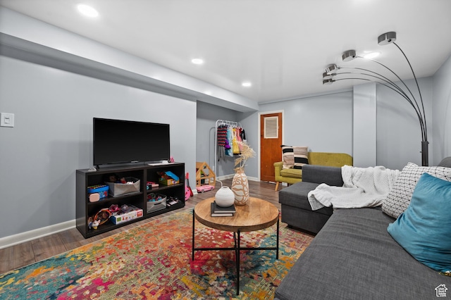 817 N Catherine St, Salt Lake City, UT 84116 - living area featuring wood finished floors and recessed lighting
