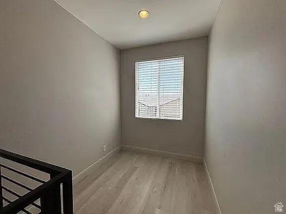 840 N Twin Lakes Dr Unit 414, St George, UT 84790 - empty room featuring baseboards and light wood-type flooring