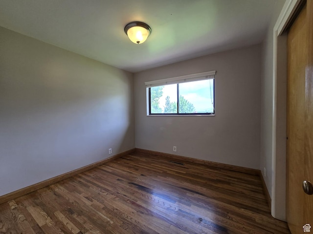 638 E 1050 N, Bountiful, UT 84010 - empty room with dark wood-type flooring and baseboards