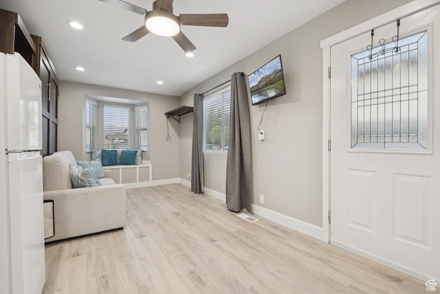 5964 S 610 W, Murray, UT 84123 - sitting room featuring light wood-style flooring, a ceiling fan, and recessed lighting