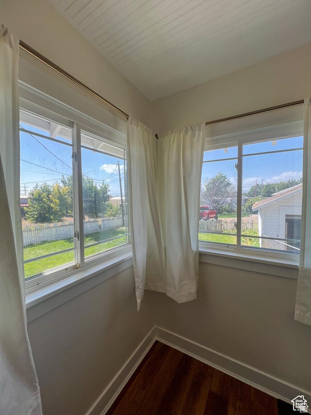 175 N 100 E, Price, UT 84501 - unfurnished room with dark wood-style floors and baseboards