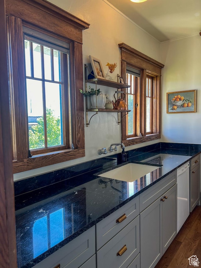 175 N 100 E, Price, UT 84501 - kitchen featuring dishwasher, plenty of natural light, dark stone countertops, and dark wood finished floors