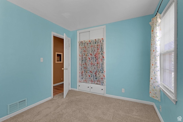 522 E Diana St, South Ogden, UT 84403 - unfurnished room featuring carpet floors and baseboards