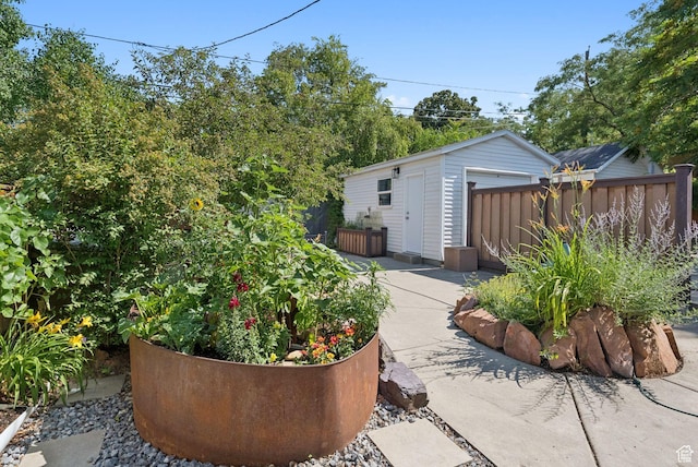 1527 E Emerson Ave S, Salt Lake City, UT 84105 - view of patio featuring an outdoor structure
