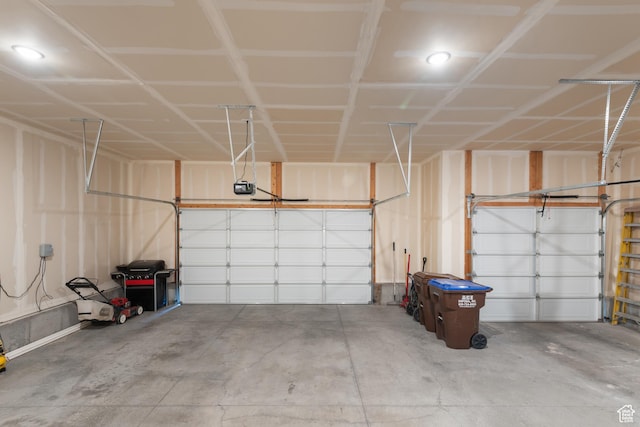5057 N Foxtail W, Eagle Mountain, UT 84005 - garage with a garage door opener