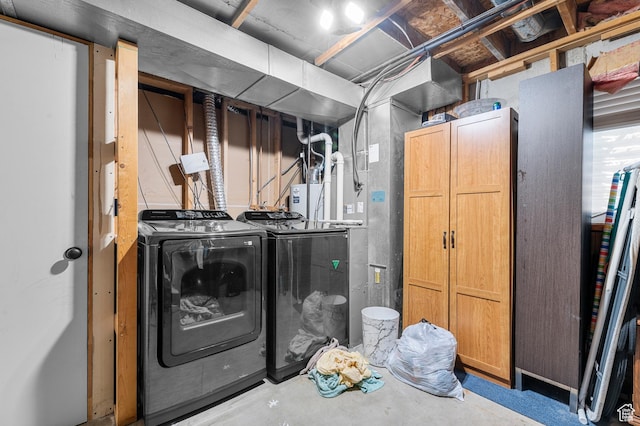 5370 W Cadenza Dr S, West Jordan, UT 84081 - laundry room with washer and dryer