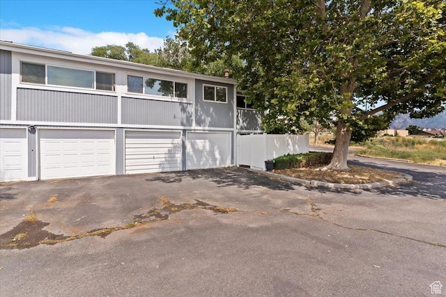 885 S 1650 E Unit B-25, Clearfield, UT 84015 - view of front of property featuring driveway