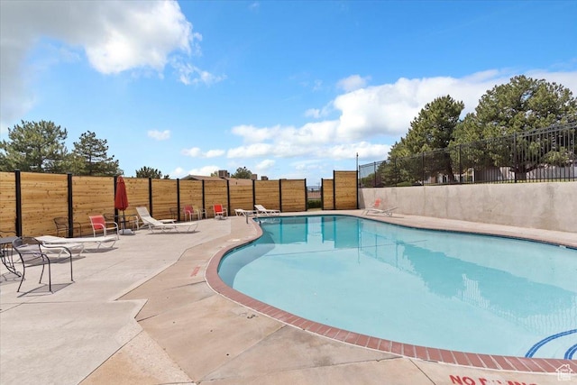 885 S 1650 E Unit B-25, Clearfield, UT 84015 - community pool featuring a patio