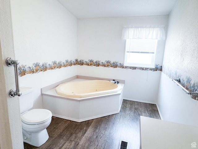 912 S W Redview Dr, Monroe, UT 84754 - bathroom with wood finished floors and a tub with jets