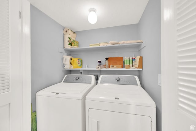 468 N E St, Salt Lake City, UT 84103 - laundry area with washing machine and dryer