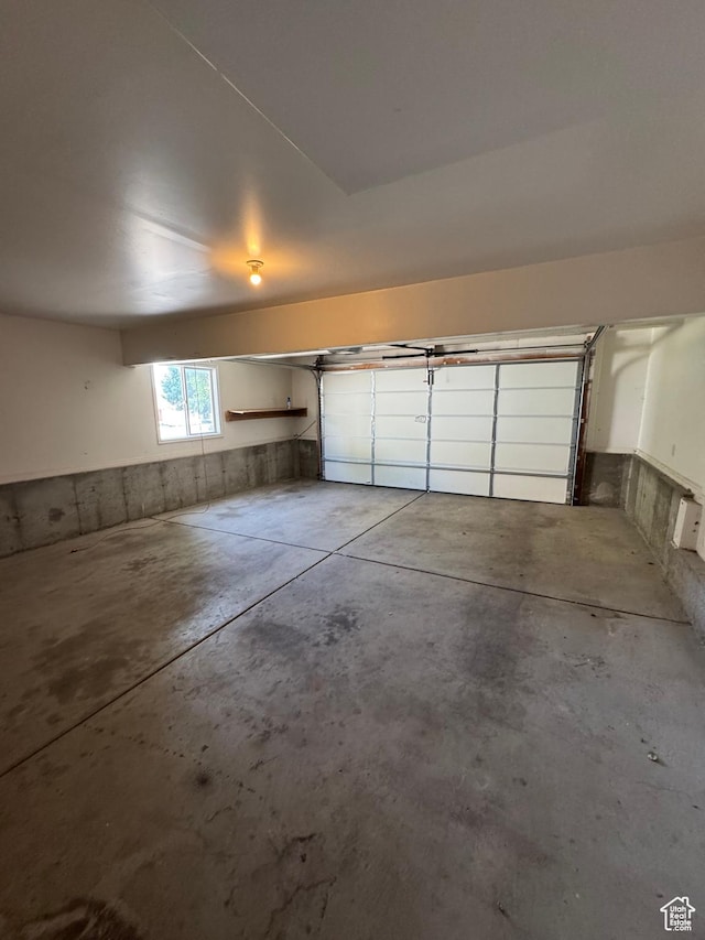 584 S Loafer Dr, Payson, UT 84651 - view of garage