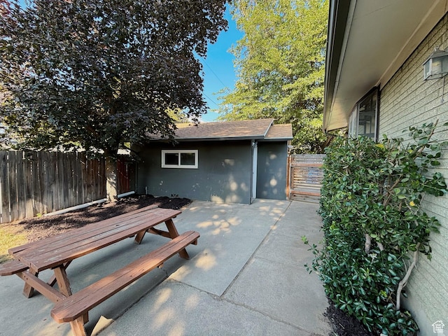 2057 E Castle Hill Ave, Cottonwood Heights, UT 84121 - view of patio / terrace with outdoor dining area