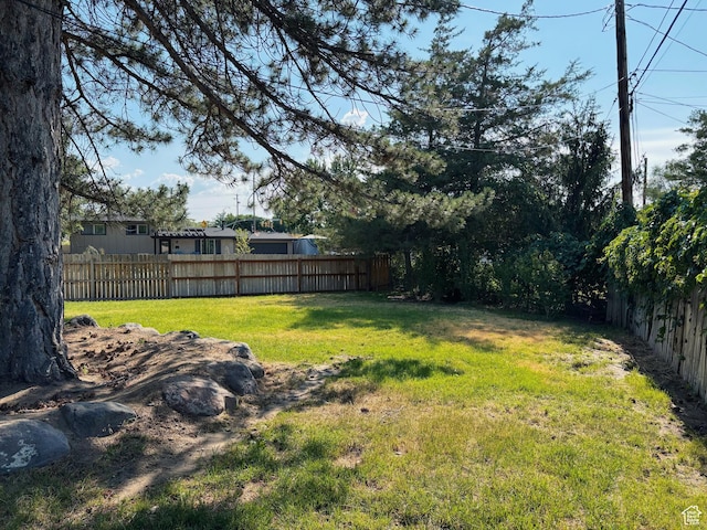 2057 E Castle Hill Ave, Cottonwood Heights, UT 84121 - view of fenced backyard