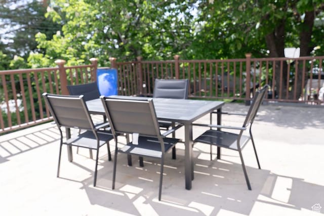 1444 S Beacon Dr E, Salt Lake City, UT 84108 - view of patio with outdoor dining area