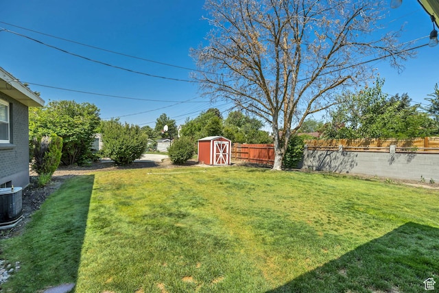 1895 E Brookhill Dr, Cottonwood Heights, UT 84121 - fenced yard featuring a shed
