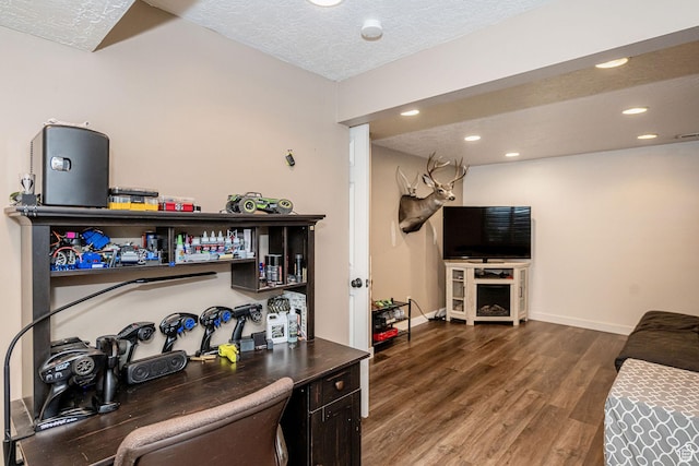 4922 S 2925 W, Roy, UT 84067 - bar area featuring wood finished floors, a textured ceiling, and recessed lighting