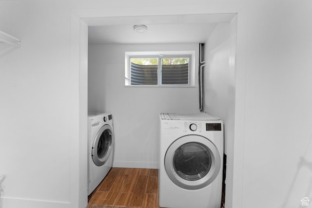 4281 S Nielsen Way, West Valley City, UT 84119 - laundry area featuring washer and dryer and dark wood-style floors