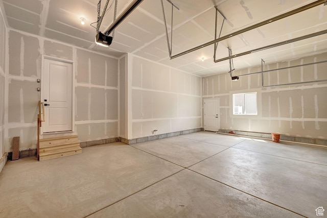 6199 W Wapiti Ridge Ln Unit 333, Herriman, UT 84096 - garage with a garage door opener