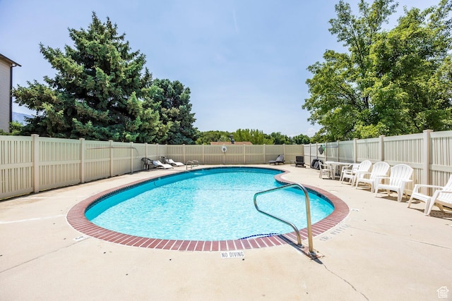 1108 E 6600 S Unit B3, Murray, UT 84121 - community pool with a patio