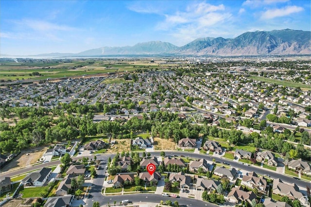 1076 W River Hill Dr, Spanish Fork, UT 84660 - view of property location with a mountainous background and nearby suburban area