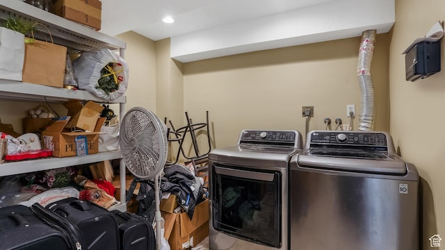 4878 S 3450 W, Roy, UT 84067 - laundry room with independent washer and dryer