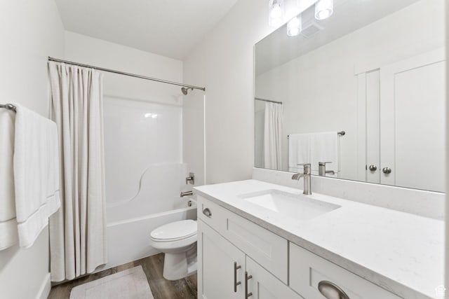 579 E Kings Lndg, Tooele, UT 84074 - bathroom with wood finished floors, vanity, and shower / tub combo with curtain