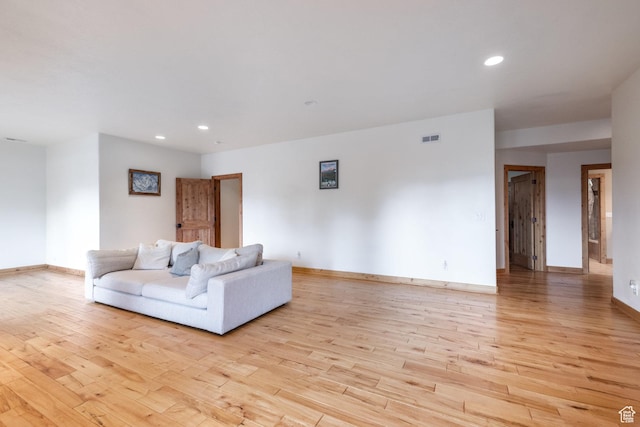 1297 W Lime Canyon Way N, Midway, UT 84049 - living area featuring light wood finished floors and recessed lighting