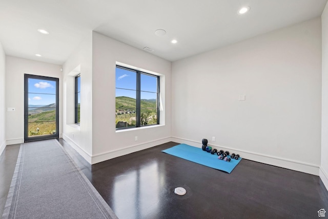 13690 N Deer Canyon Dr, Kamas, UT 84036 - workout room featuring baseboards and recessed lighting