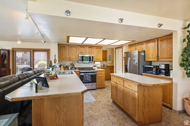 8531 S Treasure Mountain Dr, Sandy, UT 84093 - photo 11