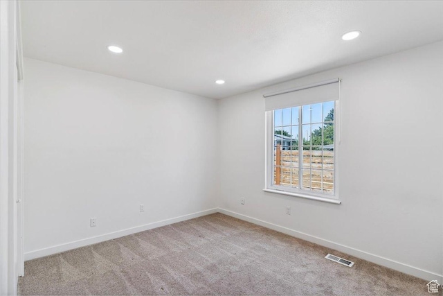 321 E 1040 N, Orem, UT 84057 - carpeted empty room featuring recessed lighting