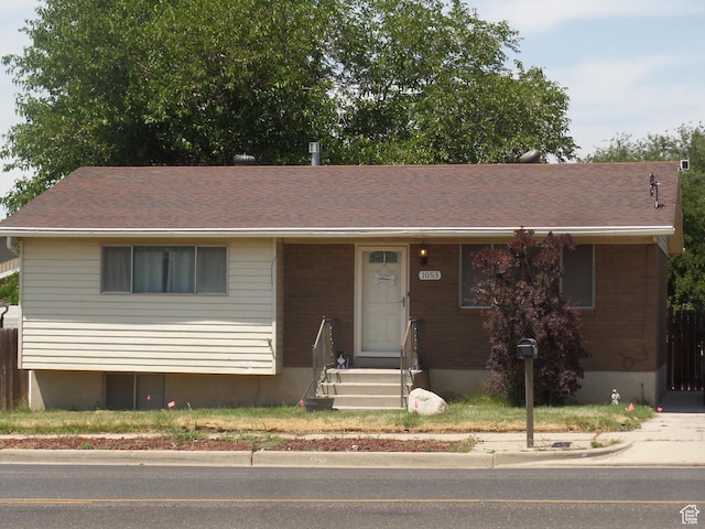 1053 E 10600 S, Sandy, UT 84094 - photo 1