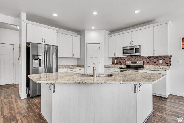 14819 S Chimney Pass Dr W, Bluffdale, UT 84065