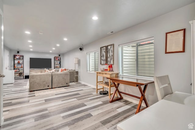 739 S 160 W, American Fork, UT 84003 - living room with light wood-style floors and recessed lighting