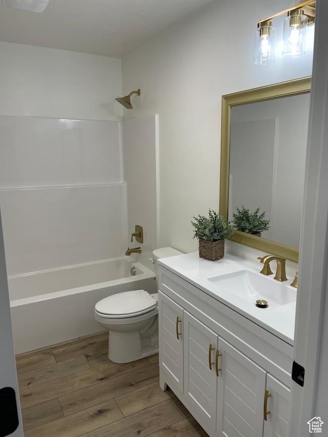 4940 N 5000 W, Roosevelt, UT 84066 - bathroom featuring vanity, bathing tub / shower combination, and wood finished floors
