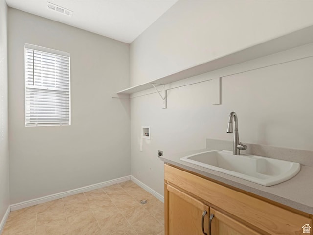 6067 W Whisle Stop Rd S, South Jordan, UT 84009 - laundry area featuring electric dryer hookup, hookup for a washing machine, and cabinet space