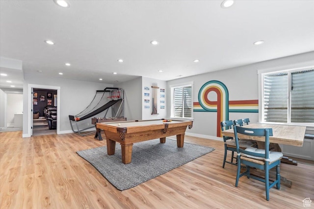 10262 N Yorkshire Cir, Highland, UT 84003 - rec room featuring billiards, light wood-style flooring, and recessed lighting