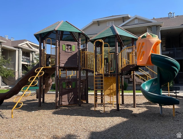 8176 N Cedar Springs Rd Unit V3, Eagle Mountain, UT 84005 - view of community play area