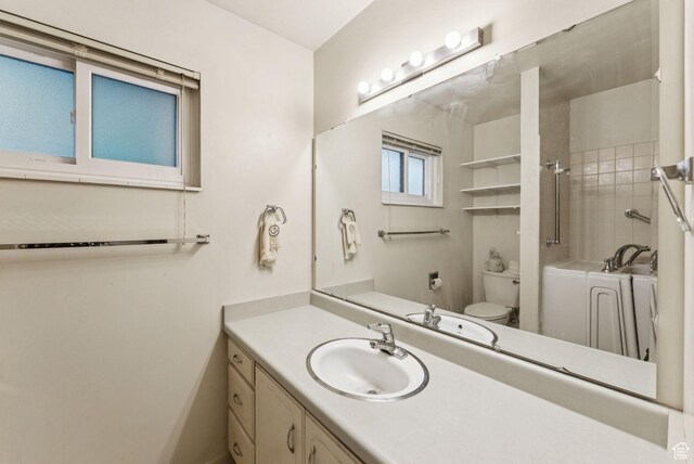 3327 S Crestwood Dr, Salt Lake City, UT 84109 - full bath with vanity and toilet