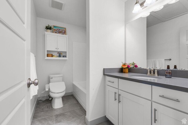 22 W Orchard Ln Unit 202, Bountiful, UT 84010 - bathroom with vanity and a tub to relax in